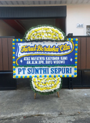 Papan Bunga Duka di Medan Sunggal